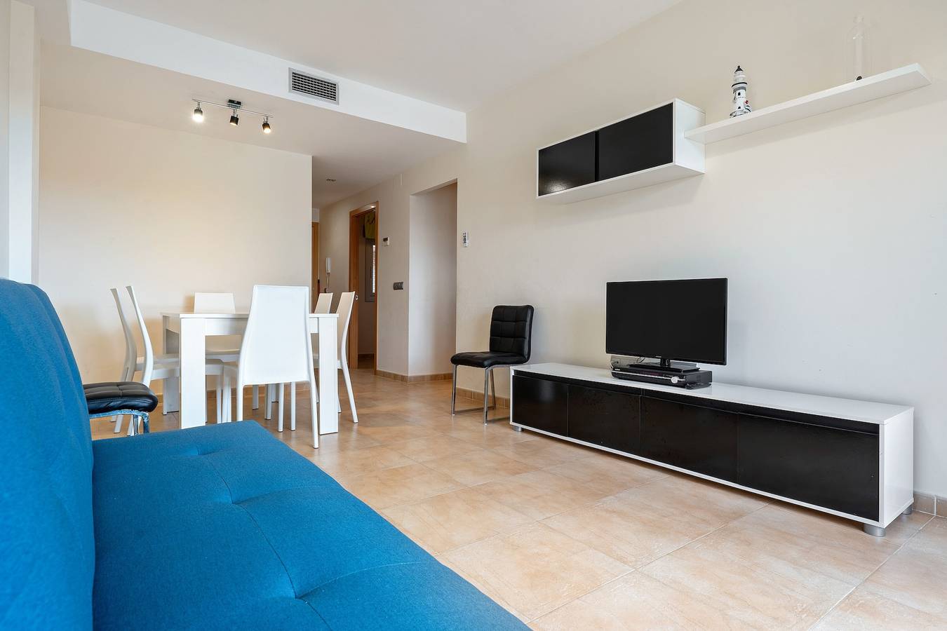 Appartement entier, Appartement 'Mar De Laura' avec piscine commune, terrasse privée et jardin partagé in Miami Platja, Costa Dorada