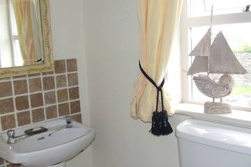 Cottage for 3 People in County Cork, Munster, Photo 3