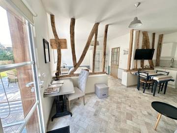 Gîte pour 4 personnes, avec jardin à Verton