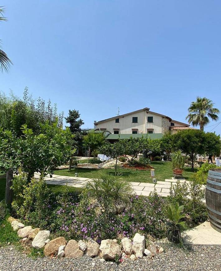 Appartamento vacanze per 4 persone, con panorama e giardino, con animali domestici in Calabria