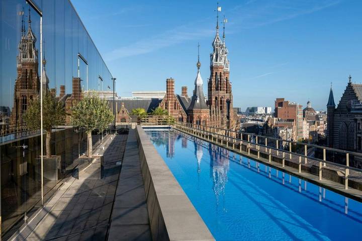 Hotel für 3 Personen, mit Terrasse und Whirlpool sowie Pool und Sauna in Anne Frank Haus