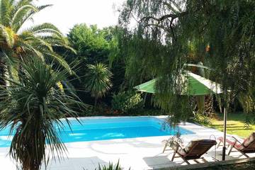 Cottage pour 4 personnes, avec piscine ainsi que jardin et sauna à Canohès