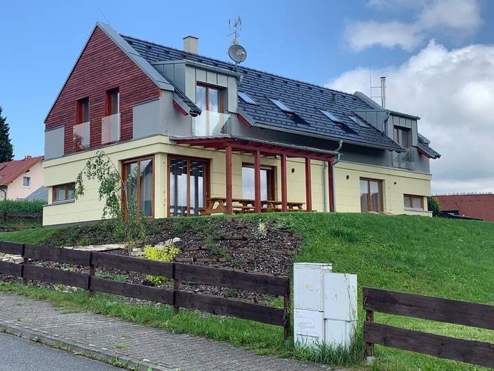Appartement voor 2 personen, with uitzicht and terras as well as tuin in Pilsen Regio