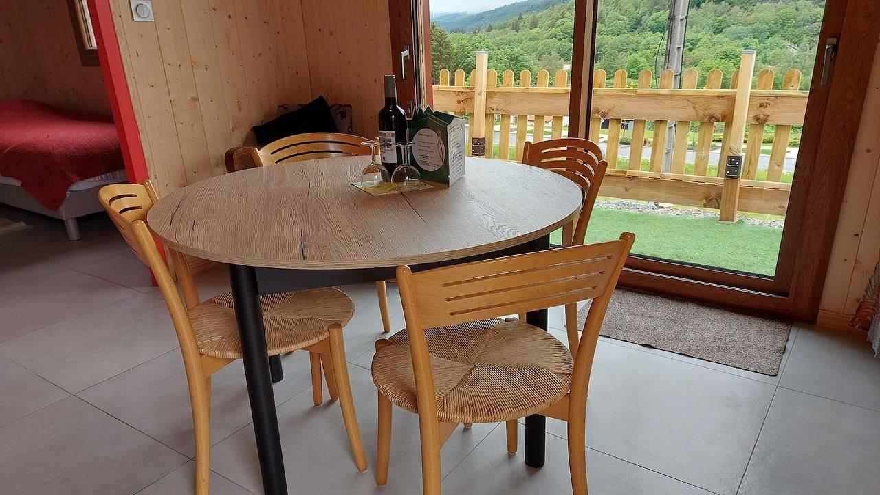 Vakantiehuis voor 4 personen met terras in Saint-Maurice-sur-Moselle, Épinal en omgeving