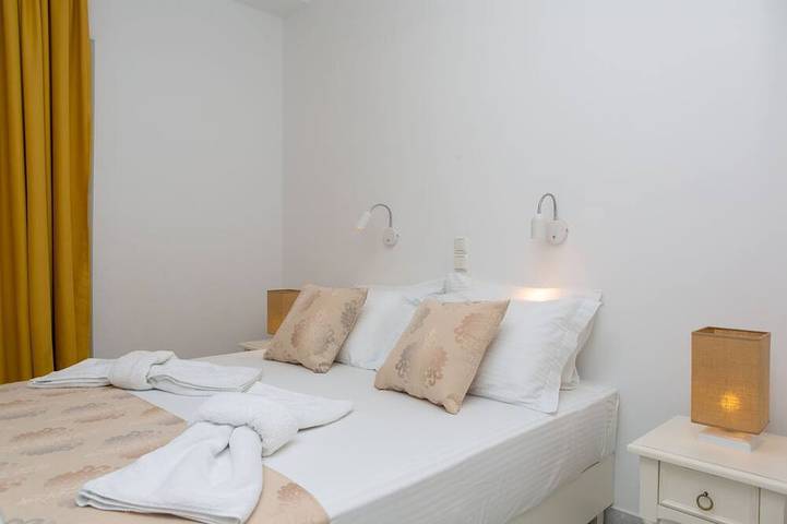 Chambre d’hôte pour 4 personnes, avec piscine dans Naxos - 2