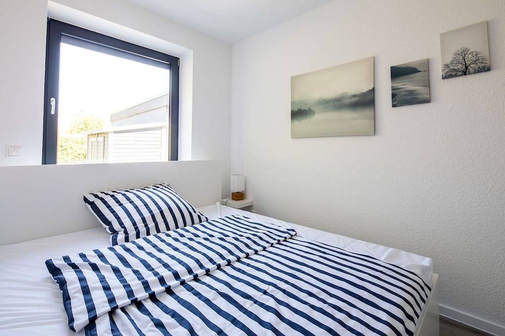 Ganze Wohnung, Ferienwohnung Seebär in Minsen, super Lage, mit Terrasse & Wlan in Minsen, Metropolregion Bremen-Oldenburg