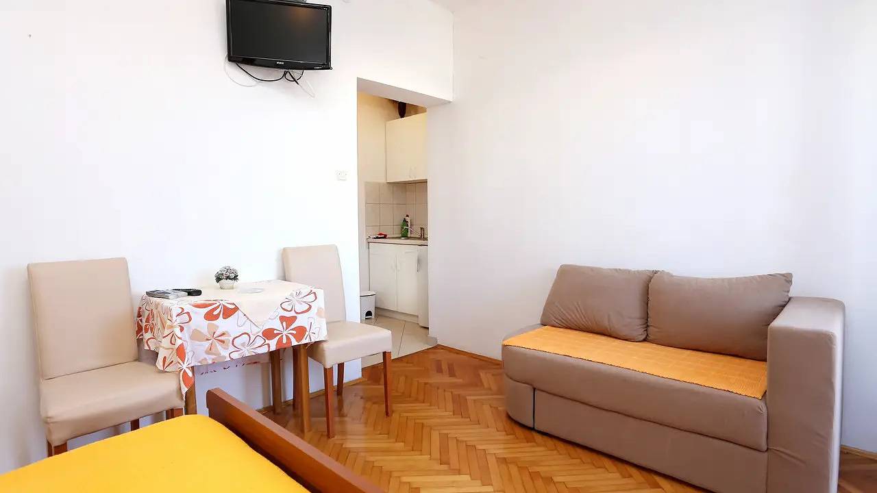 Całe studio, Studio für 3 Personen (18 m²) in Promajna in Promajna, Riwiera Makarska