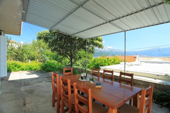 Ferienwohnung für 8 Personen, mit Terrasse