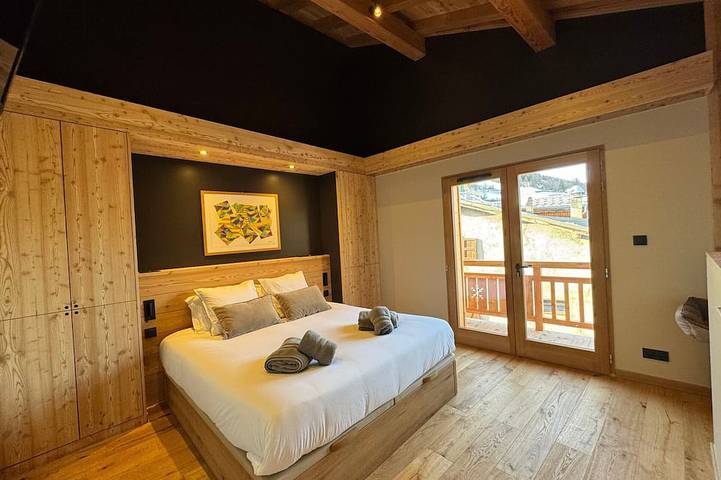 Gîte pour 16 personnes, avec sauna et balcon dans Office De Tourisme De Vars - 2