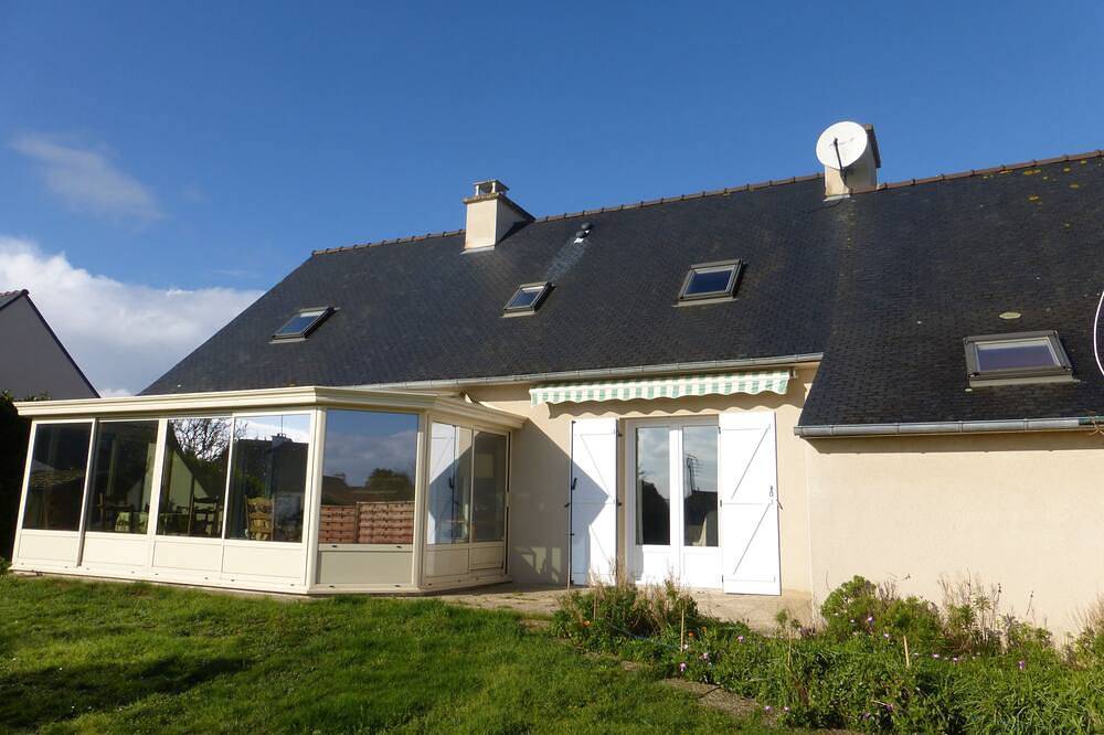 House 1 km from the port and the beaches of Binic and Étables-sur-Mer in Binic, Côte de Goëlo