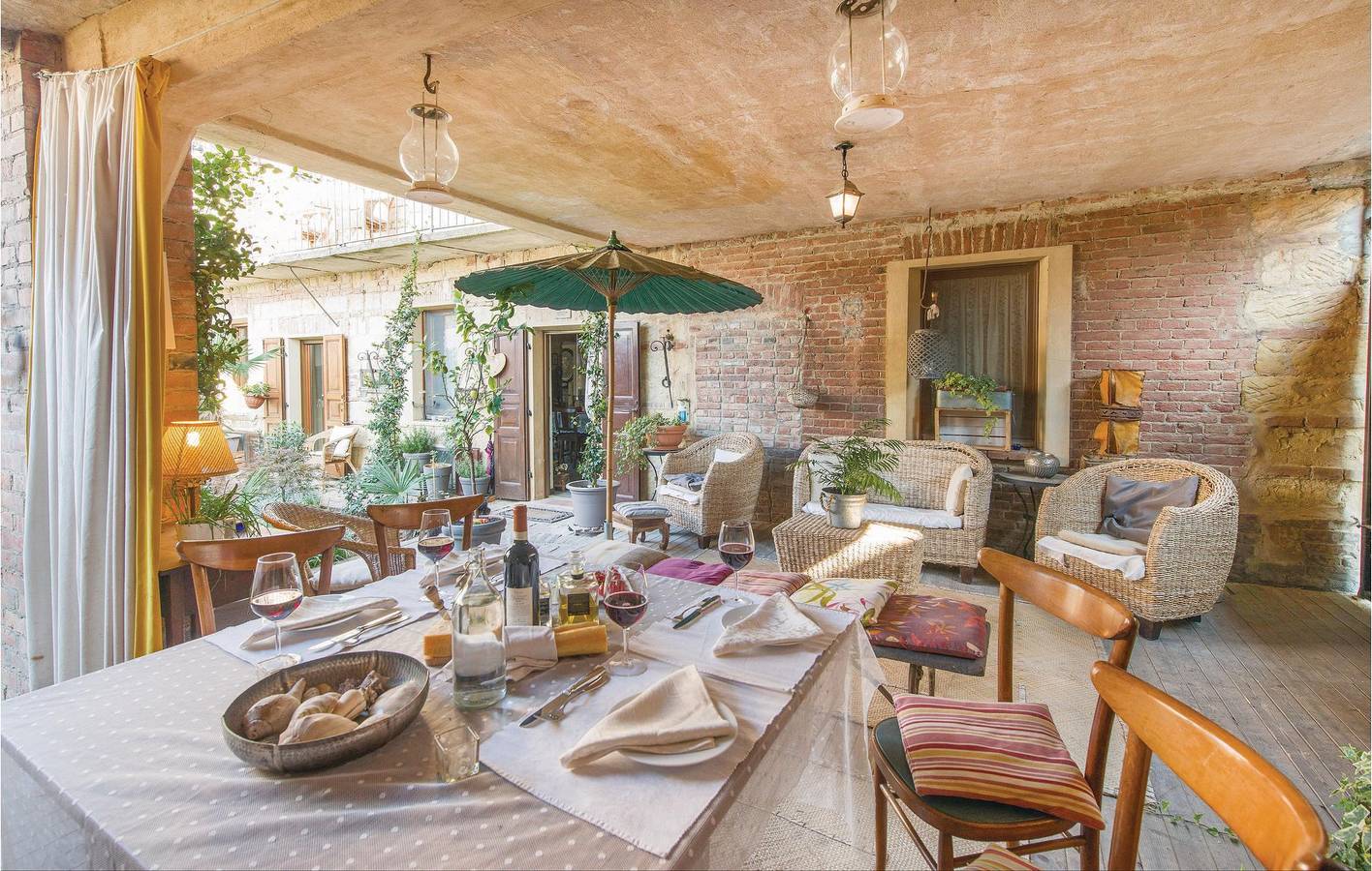 Accogliente appartamento con piscina ad Altavilla Monferrato in Altavilla Monferrato, Provincia d'Alessandria