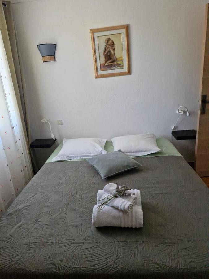 Maison d’hôte pour 2 personnes, avec Terrasse ainsi que Jardin et Vue dans Parc naturel régional du Luberon - 3