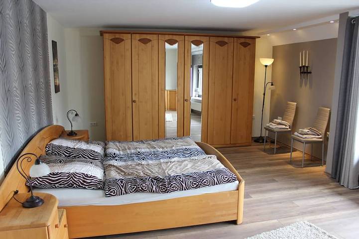 Großes Ferienhaus im Grünen - Ideal für Familien, Wanderer und Fahrradfahrer in Gefell, Vulkaneifel