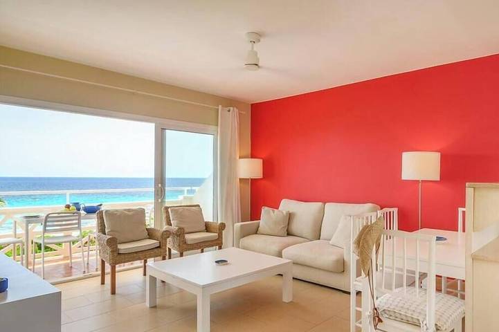 Appartement entier, Appartement 5 en première ligne de mer in Santo Tomas, Es Migjorn Gran
