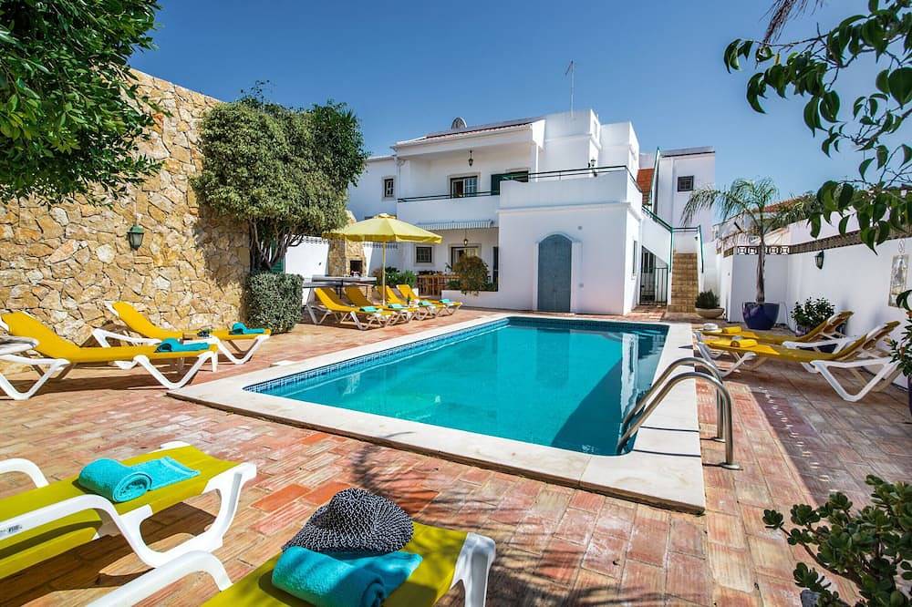 Casa vacanza a Guia a partire da 356€ a notte