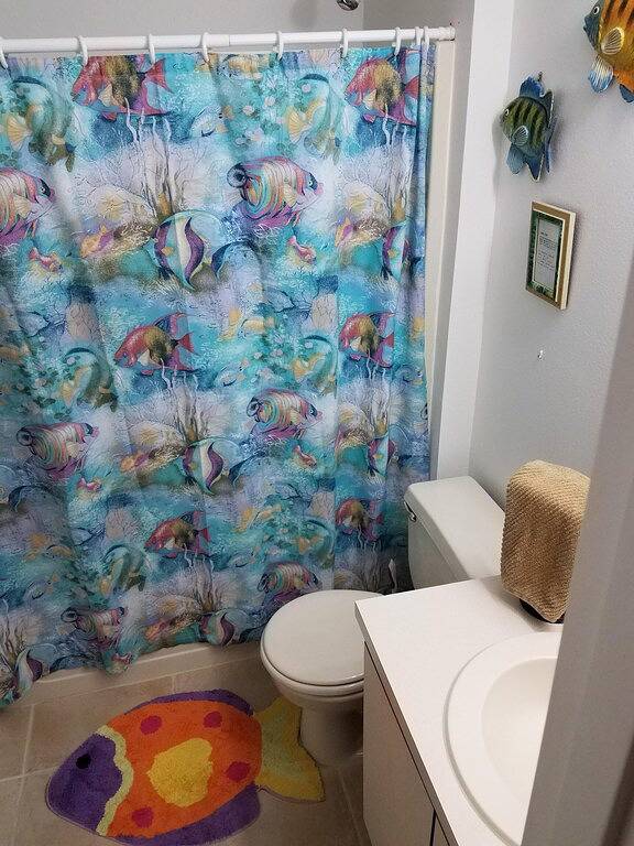 Familienerinnerungen / Privater Pool / Seeblick / Klimaanlage / Grill / Free Wifi / Kabel-Tv / Spielzimmer. in Kissimmee, Osceola County