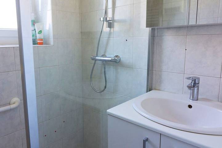 Maison de vacances pour 3 personnes, avec terrasse et jardin dans Yonne - 2