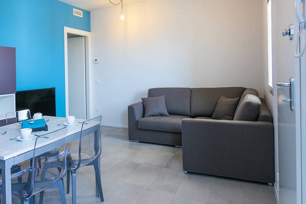 Apartamento entero, Sea view apartment in Senigallia with furnished balcony and parking space in Senigallia, Senigallia (Municipality)