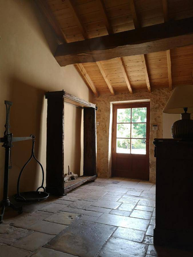 Location de vacances pour 8 personnes, avec vue ainsi que jardin et piscine, animaux acceptés à Cissac-Médoc - 2