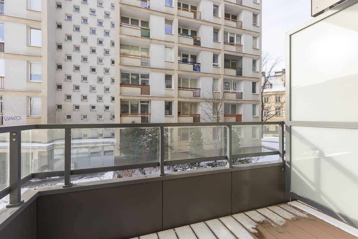 Entire apartment, Al. Solidarności 60B | Chic Apartment | A/C in Warsaw Śródmieście, Warsaw