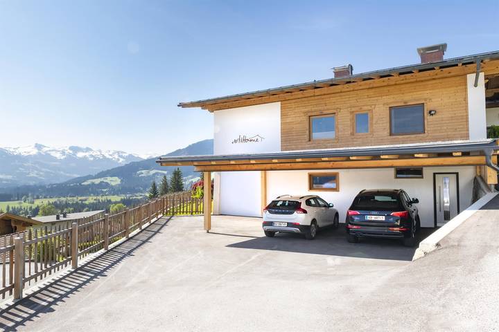 Ferienhaus für 13 Personen, mit Terrasse und Sauna sowie Garten, mit Haustier