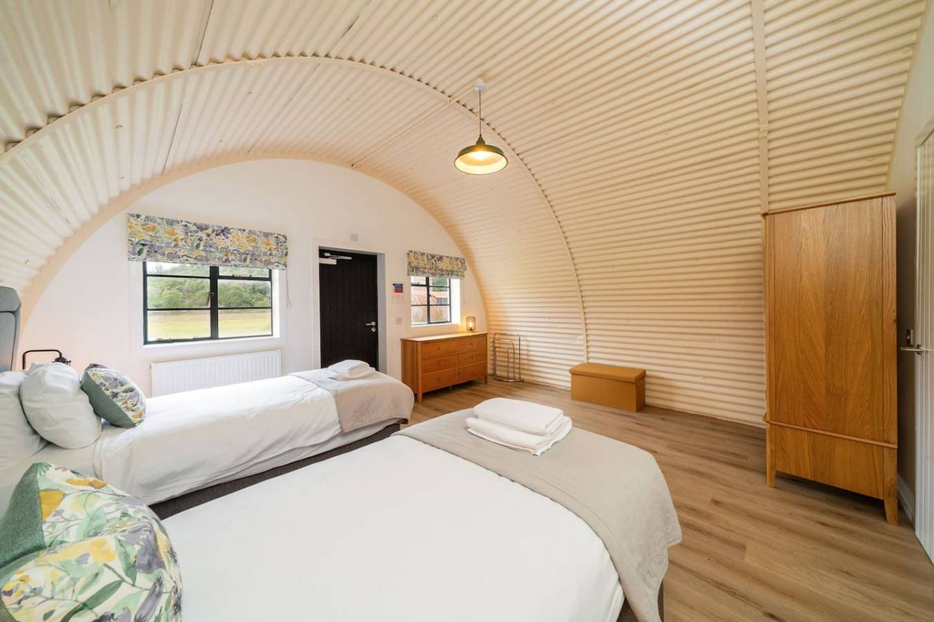 Ganzes Studio, Hut 38 at Cultybraggan Camp - Accessible in Perthshire