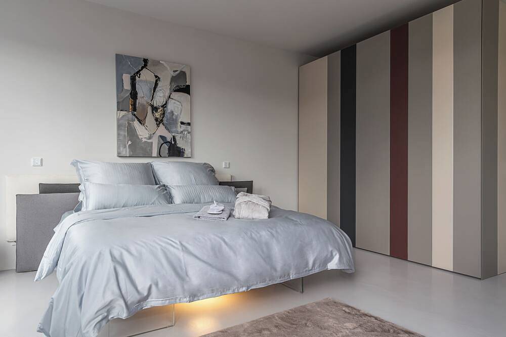Apartamento entero, Modern & Exclusive Penthouse in Top Location  w/ Roof Terrace & Garage in Leipzig Mitte, Leipzig