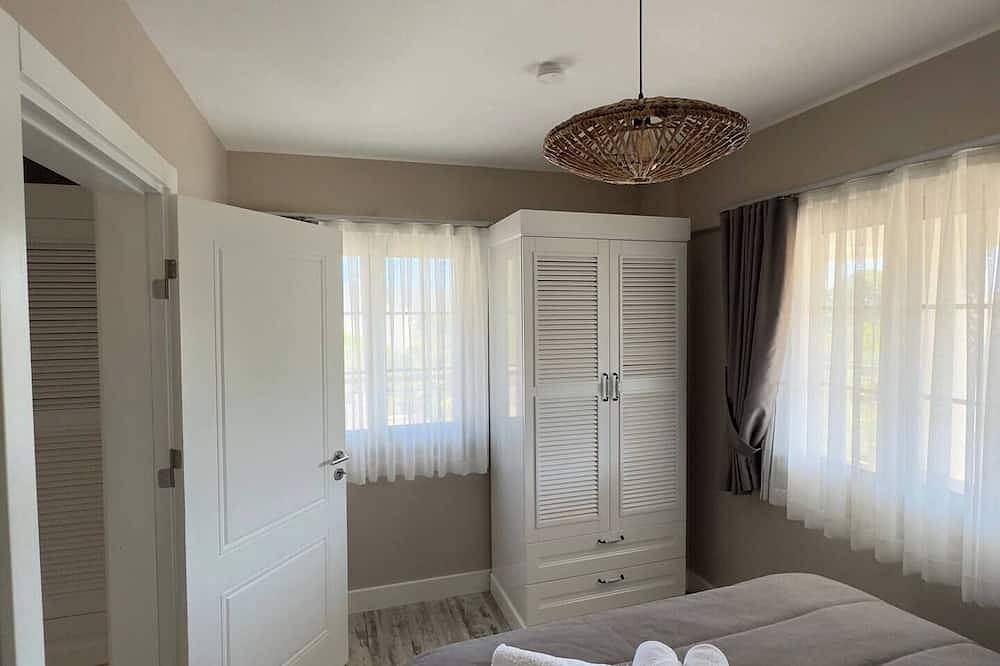 Valinor Urla Apartment 5 / 2+1 in Izmir Province