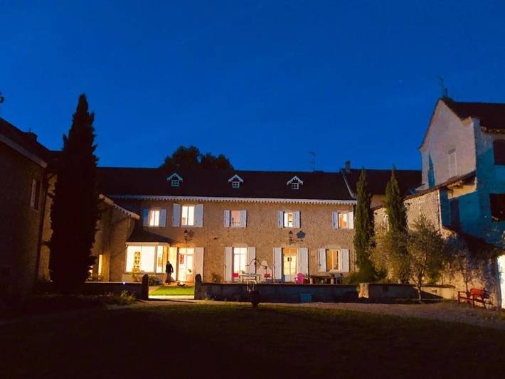Chambre d’hôte pour 2 personnes, avec piscine ainsi que jardin et terrasse dans l' Isère - 3
