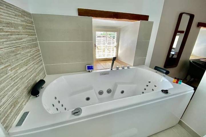 Gîte pour 2 personnes, avec jardin et piscine à Martignargues - 4