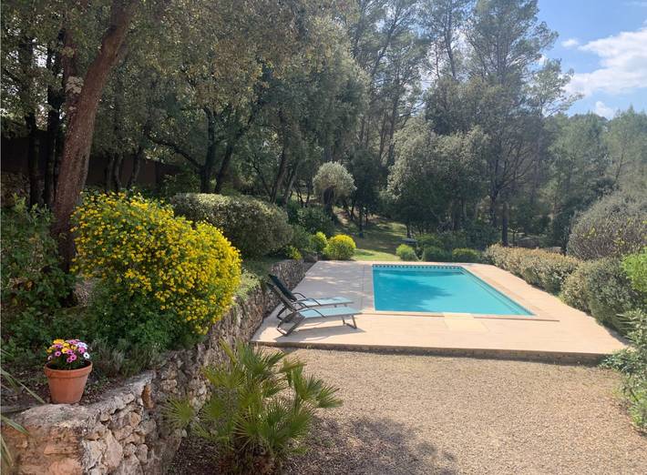 Location de vacances pour 2 personnes, avec jardin et piscine à Carcès - 3