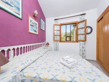 Villa in Crestatx, Sa Pobla für 4 