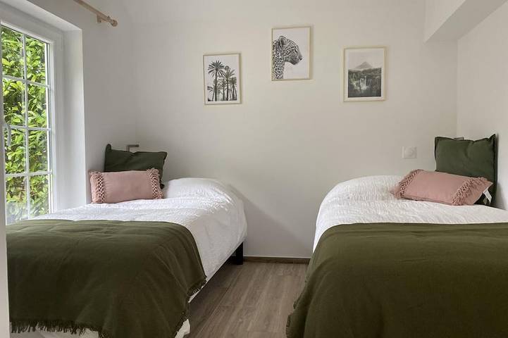 Gîte pour 6 personnes, avec jardin à Thoiry - 2