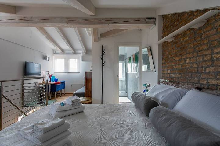 Gîte pour 3 personnes dans Basilica Of San Pietro Di Castello