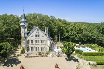Château pour 15 personnes, avec terrasse et jardin en Nouvelle-Aquitaine