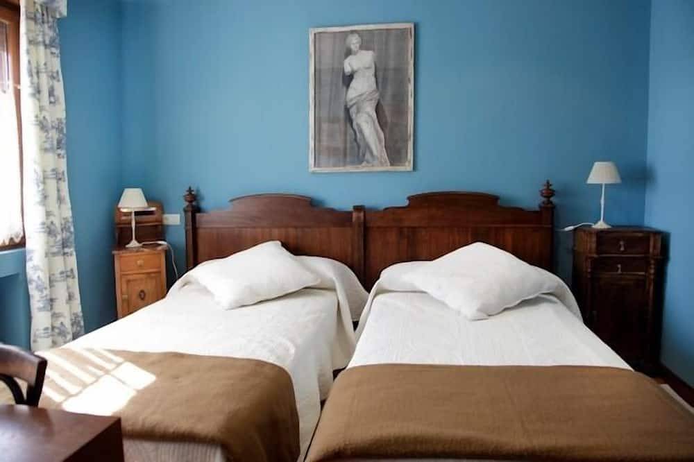 Casa rural (alquiler íntegro) El Portal del Cerrato para 16 personas in Venta de Baños, Provincia de Palencia