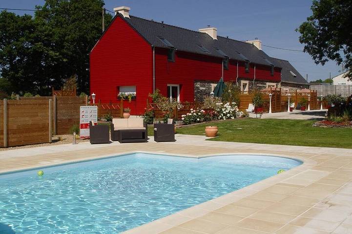 Gîte pour 4 personnes, avec Terrasse ainsi que Jardin et Piscine à Saint-Thois