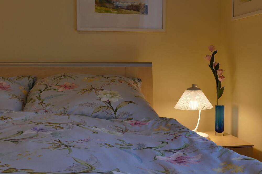 Ganze Wohnung, Ihre Fewo mit Kunst und Design mitten in Heiligenstadt in Heiligenstadt, Fränkische Schweiz