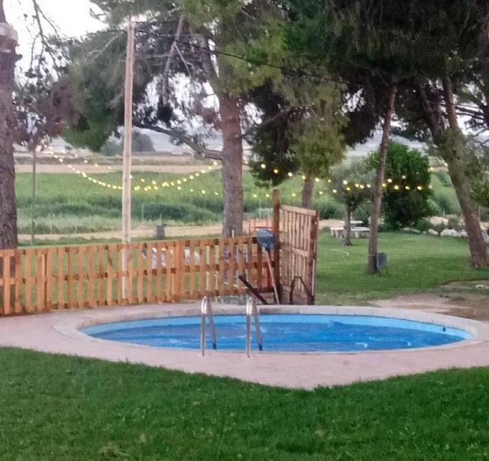 Casa rural para 8 personas, con jardín además de vistas y piscina, Se admiten mascotas en Segría - 2