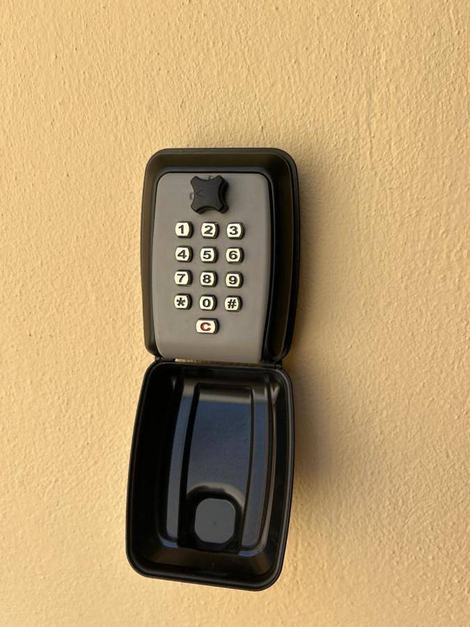 Chambre d’hôte pour 3 personnes, avec jardin, animaux acceptés à Tirana - 2