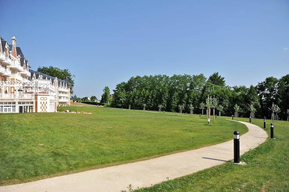 Apartamento entero, Cabaña en Normandía con Spa Termal in Bagnoles-de-l'Orne, Parc naturel régional Normandie-Maine