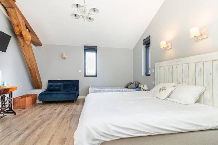 Location de vacances pour 2 personnes, avec jardin ainsi que vue et piscine dans La Magdelaine-sur-Tarn - 3