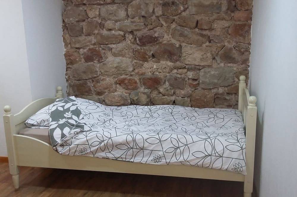 Appartement entier, Loft + terrasse et piscine in Les Arcs (Var), Région de Draguignan
