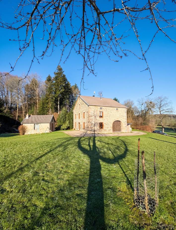 Location de vacances pour 9 personnes, avec Jardin à Fougerolles