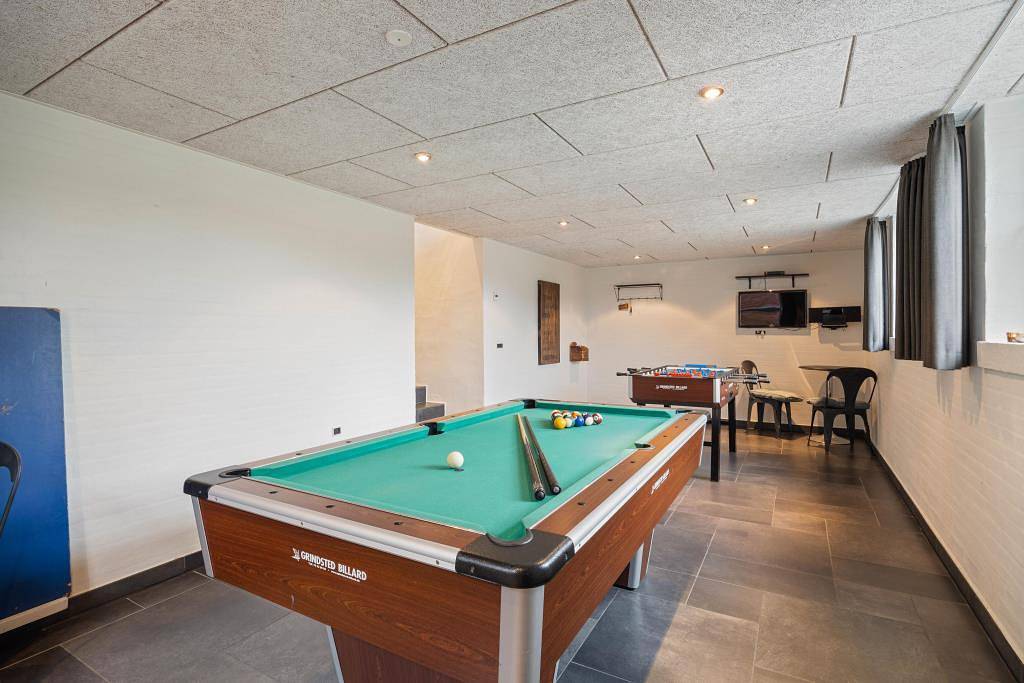 Aktivitätshaus mit Pool, Whirlpool, Sauna und Außenwhirlpool in Blavand, Varde