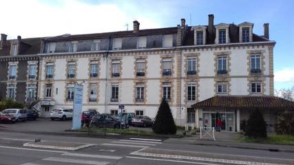 Hôtel pour 3 personnes, avec jardin, animaux acceptés à Orthez