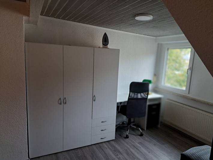 Apartamento entero, 'Habitación cerca de Nürburgring' con jardín compartido y Wi-Fi in Müsch, Osteifel