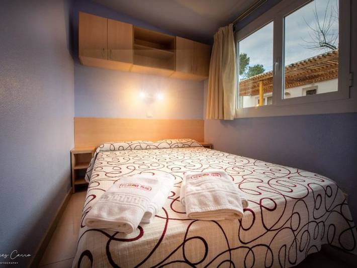 Location de vacances pour 6 personnes, avec sauna et piscine ainsi que terrasse et jacuzzi à Vilanova i la Geltrú - 3