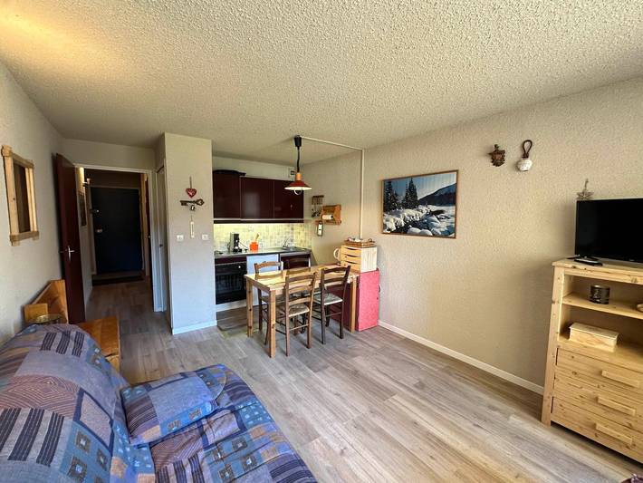 Ganzes Studio, Studio für 4 Pers am Fuße der Pisten mit Südbalkon, Parkplatz in Corrençon-en-Vercors, Parc naturel régional du Vercors