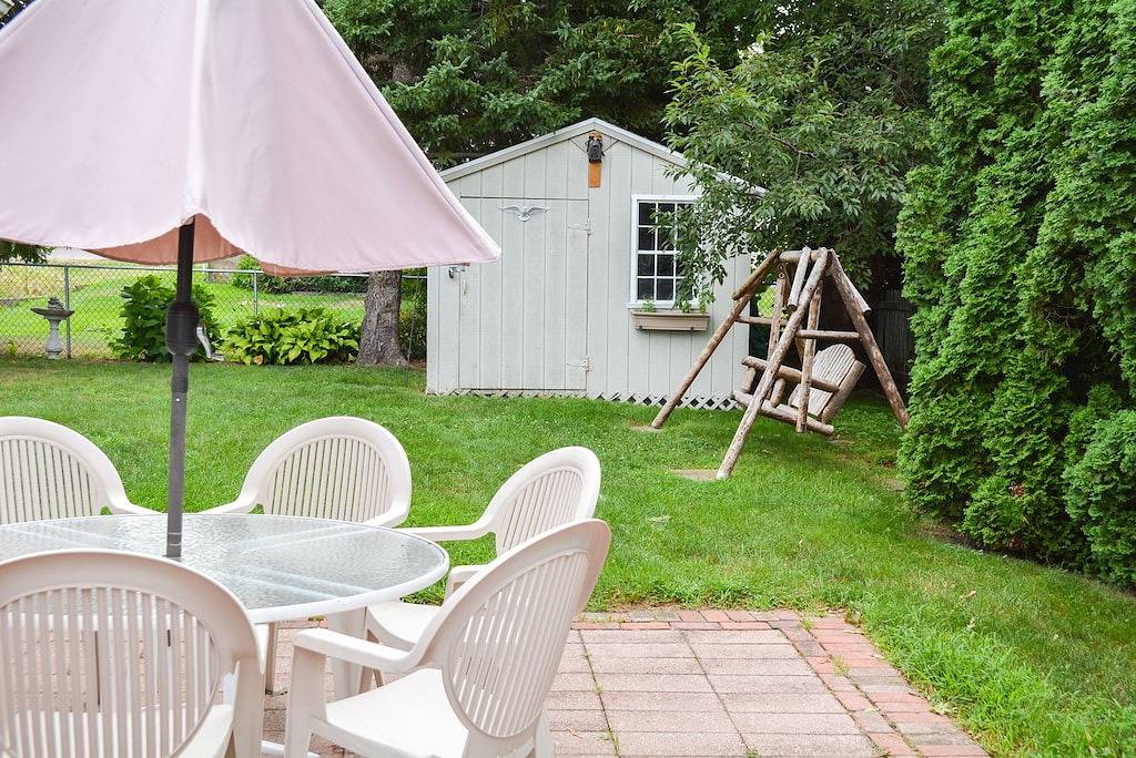 Ganze Wohnung, Weniger als eine Meile von Rwu, Entfernung zum historischen Innenstadt Bristol zu Fuß in Bristol (RI), Bristol County